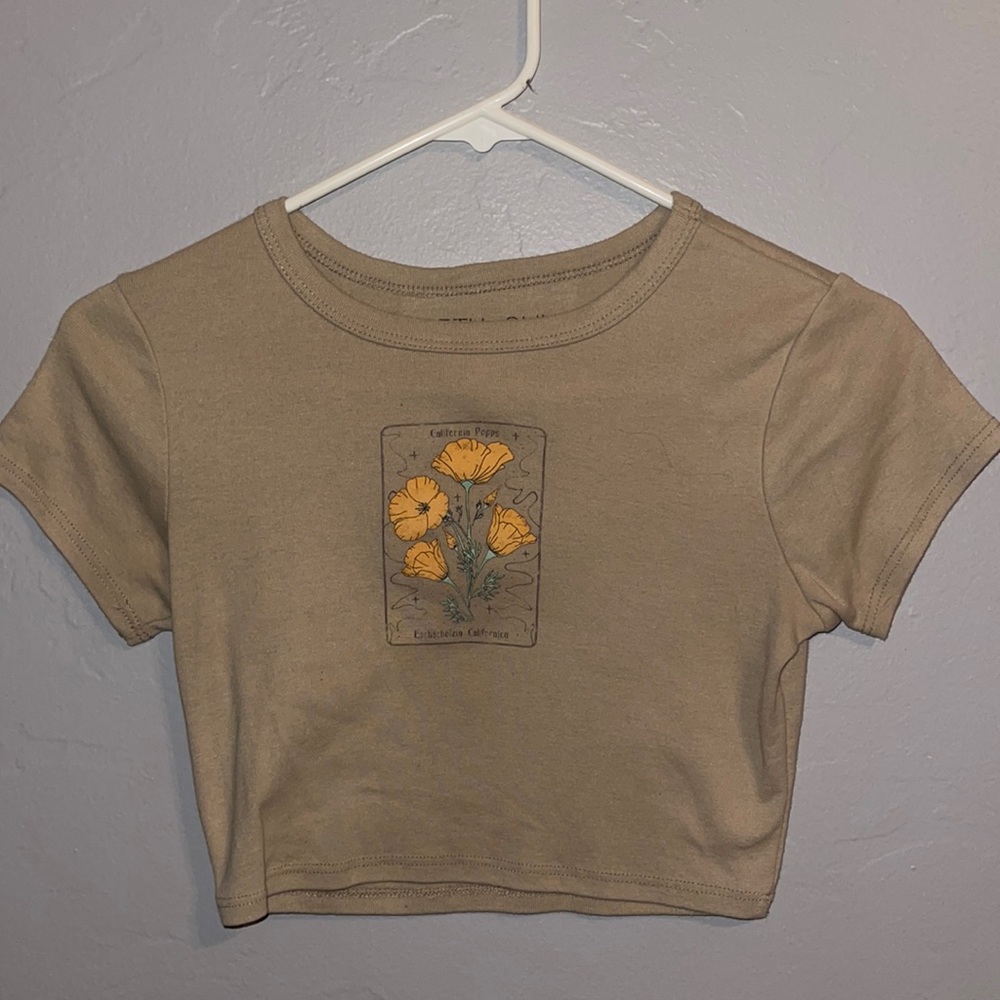 XS graphic tee crop top